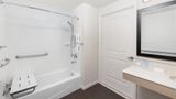 <b>Hampton Inn Portland East Room</b>. Images powered by <a href="https://iceportal.shijigroup.com/" title="IcePortal" target="_blank">IcePortal</a>.