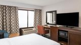 <b>Hampton Inn Portland East Room</b>. Images powered by <a href="https://iceportal.shijigroup.com/" title="IcePortal" target="_blank">IcePortal</a>.