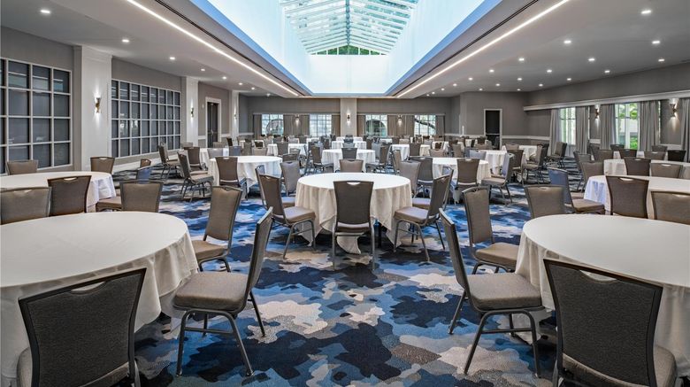 <b>Hilton Portland Downtown Meeting</b>. Images powered by <a href="https://iceportal.shijigroup.com/" title="IcePortal" target="_blank">IcePortal</a>.