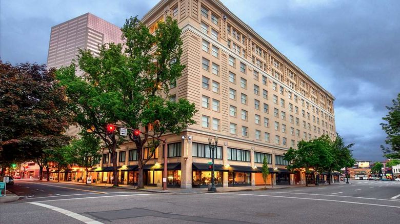 <b>Embassy Suites Portland - Downtown Exterior</b>. Images powered by <a href="https://iceportal.shijigroup.com/" title="IcePortal" target="_blank">IcePortal</a>.