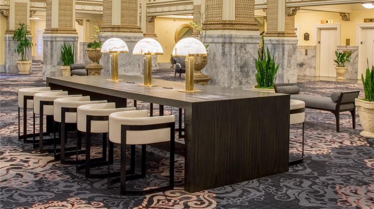 Embassy Suites Portland - Downtown Lobby