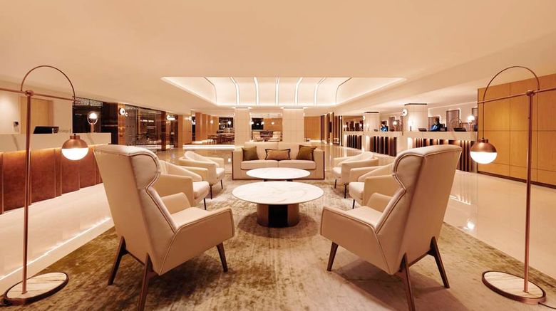 <b>Hilton Petaling Jaya Lobby</b>. Images powered by <a href="https://iceportal.shijigroup.com/" title="IcePortal" target="_blank">IcePortal</a>.