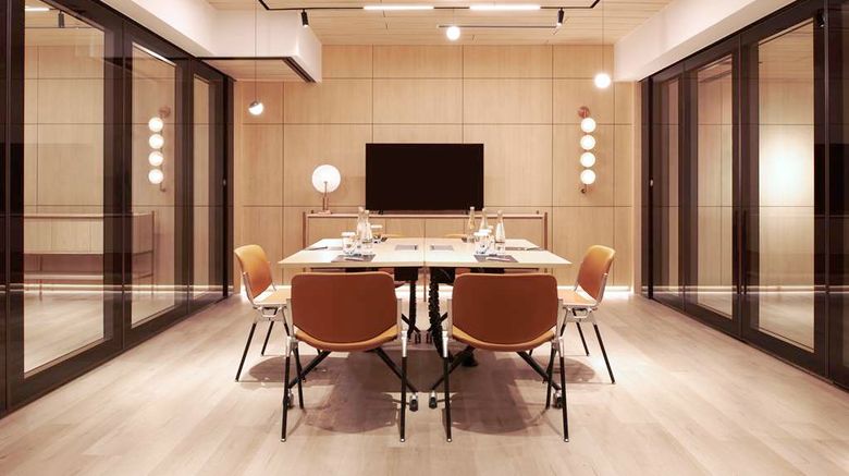 <b>Hilton Petaling Jaya Meeting</b>. Images powered by <a href="https://iceportal.shijigroup.com/" title="IcePortal" target="_blank">IcePortal</a>.