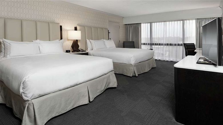 <b>Hilton Greenville Room</b>. Images powered by <a href="https://iceportal.shijigroup.com/" title="IcePortal" target="_blank">IcePortal</a>.