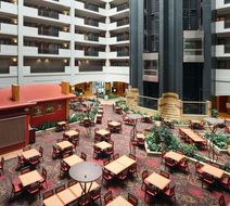 Embassy Suites Hampton Roads Lobby
