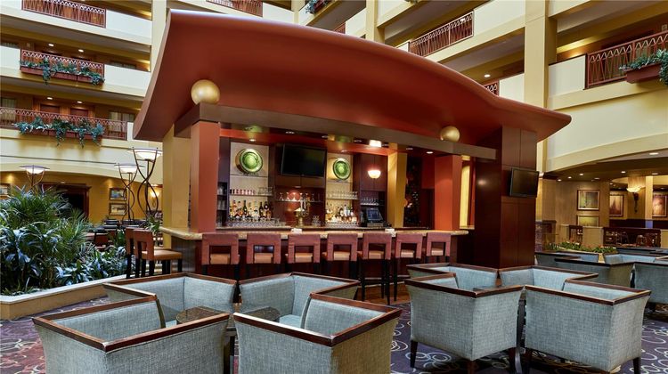 Embassy Suites Hampton Roads Restaurant