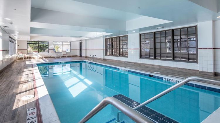 Hampton Inn Newport News-Victory Blvd Pool