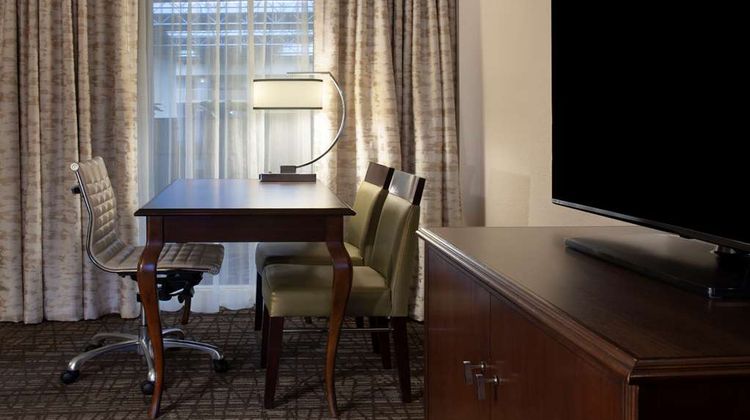 Embassy Suites Philadelphia Airport Room