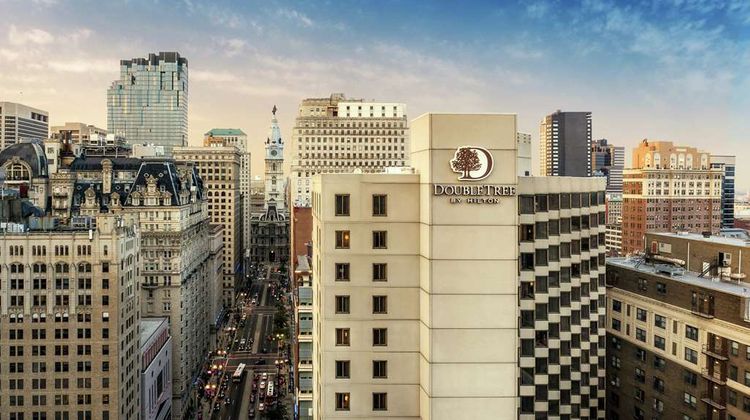 DoubleTree by Hilton Hotel Center City Exterior