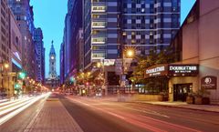 DoubleTree by Hilton Hotel Center City