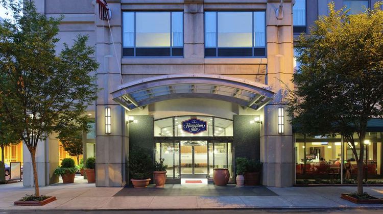 Hampton Inn Center City-Convention Ctr Exterior