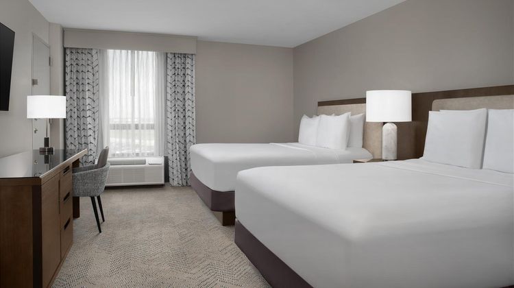DoubleTree by Hilton Philadelphia Arpt Room