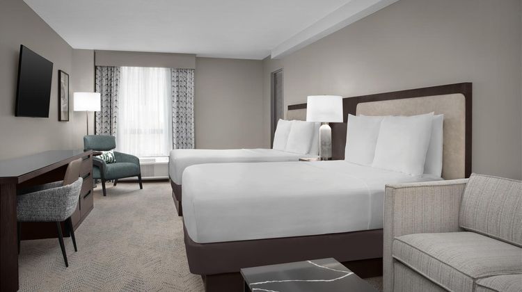 DoubleTree by Hilton Philadelphia Arpt Room