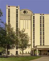 DoubleTree by Hilton Philadelphia Arpt