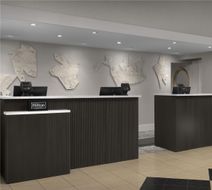 DoubleTree by Hilton Philadelphia Arpt Lobby