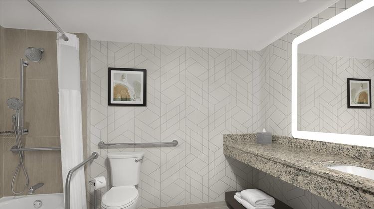 DoubleTree by Hilton Philadelphia Arpt Room
