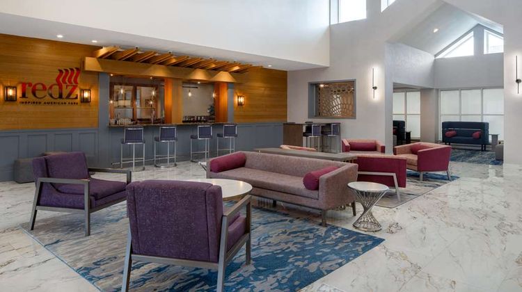 DoubleTree Suites Mt. Laurel Lobby
