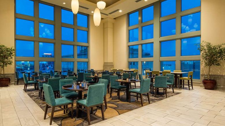 <b>Hilton Garden Inn Philadelphia Ctr City Restaurant</b>. Images powered by <a href="https://iceportal.shijigroup.com/" title="IcePortal" target="_blank">IcePortal</a>.