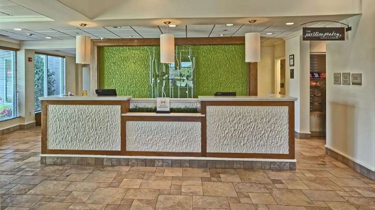 Hilton Garden Inn Mt Laurel Lobby