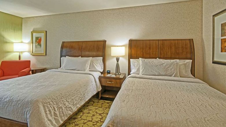 <b>Hilton Garden Inn Mt Laurel Room</b>. Images powered by <a href="https://iceportal.shijigroup.com/" title="IcePortal" target="_blank">IcePortal</a>.