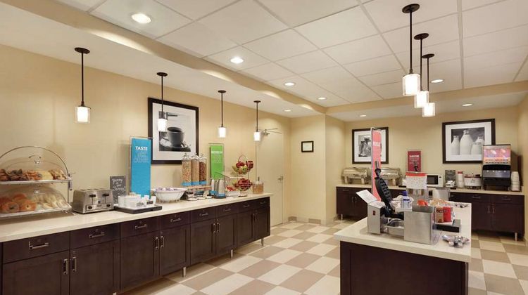Hampton Inn & Suites, Philadelphia Restaurant
