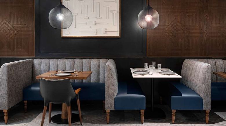 <b>the Alloy, a DoubleTree by Hilton Restaurant</b>. Images powered by <a href="https://iceportal.shijigroup.com/" title="IcePortal" target="_blank">IcePortal</a>.
