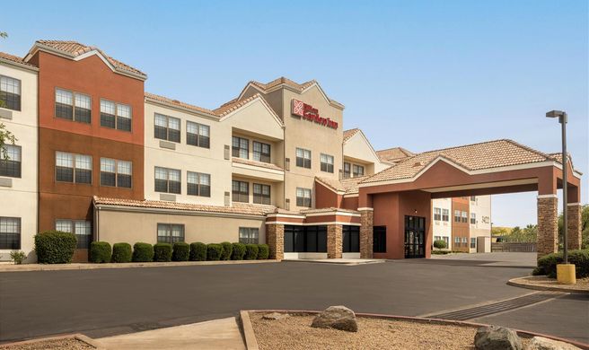 Hilton Garden Inn Phoenix Airport Exterior
