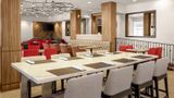 <b>Hilton Garden Inn Phoenix Airport Restaurant</b>. Images powered by <a href="https://iceportal.shijigroup.com/" title="IcePortal" target="_blank">IcePortal</a>.