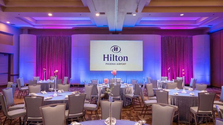 <b>Hilton Phoenix Airport Meeting</b>. Images powered by <a href="https://iceportal.shijigroup.com/" title="IcePortal" target="_blank">IcePortal</a>.