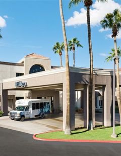 Hilton Phoenix Airport