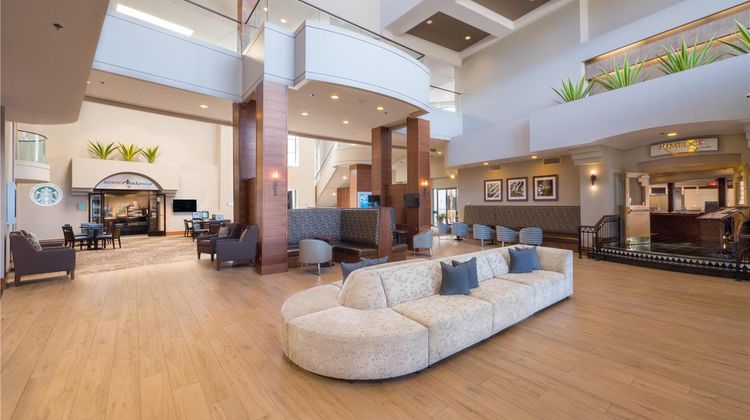 Hilton Phoenix Airport Lobby