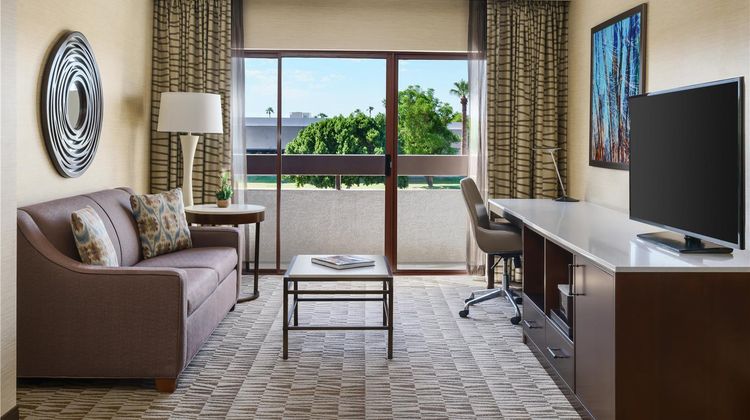 Hilton Phoenix Airport Room