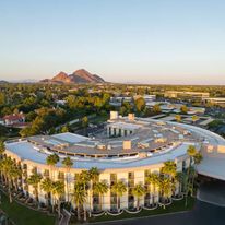 Embassy Suites Phoenix  Biltmore
