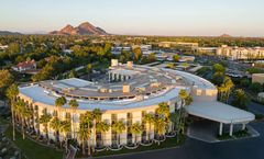 Embassy Suites Phoenix  Biltmore