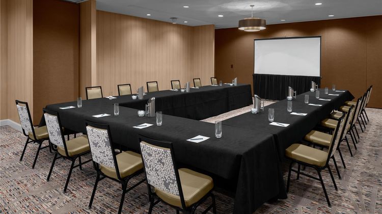 Embassy Suites Phoenix  Biltmore Meeting