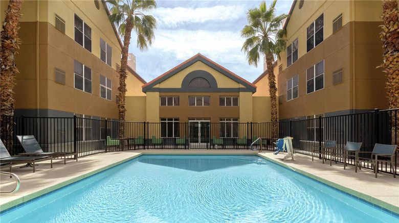 <b>Homewood Suites Chandler Pool</b>. Images powered by <a href="https://iceportal.shijigroup.com/" title="IcePortal" target="_blank">IcePortal</a>.