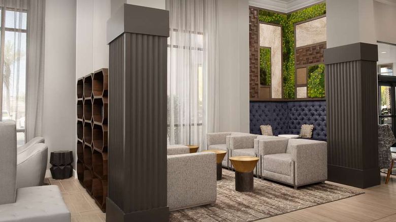 <b>Hilton Phoenix/Chandler Lobby</b>. Images powered by <a href="https://iceportal.shijigroup.com/" title="IcePortal" target="_blank">IcePortal</a>.