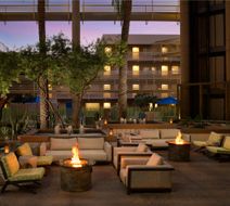 Doubletree Suites by Hilton Phoenix Exterior