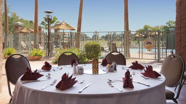 Embassy Suites Phoenix-Scottsdale Exterior