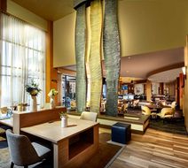Embassy Suites Phoenix-Scottsdale Lobby