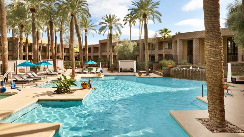 <b>DoubleTree Resort Hotel Paradise Valley Pool</b>. Images powered by <a href="https://iceportal.shijigroup.com/" title="IcePortal" target="_blank">IcePortal</a>.