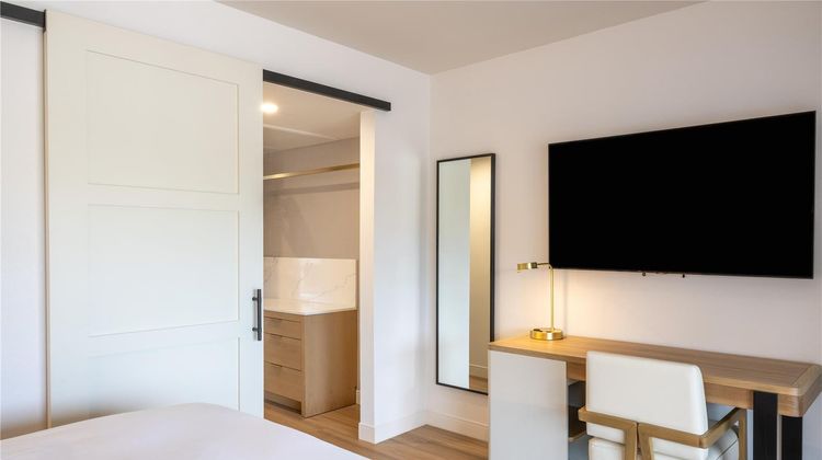 The Peak Phoenix, a Hilton Resort Room
