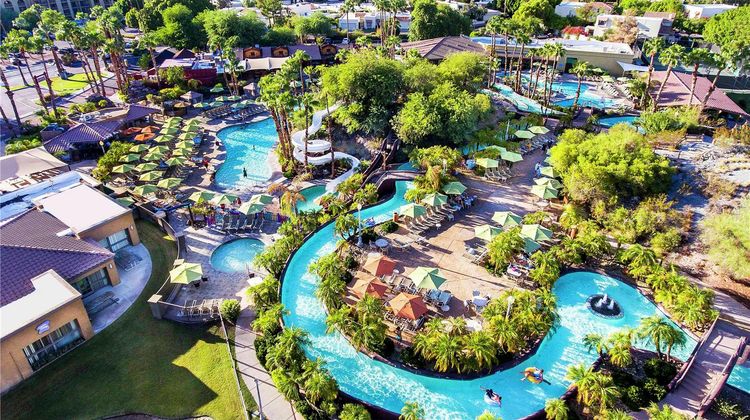 Hilton Phoenix Resort at the Peak Pool