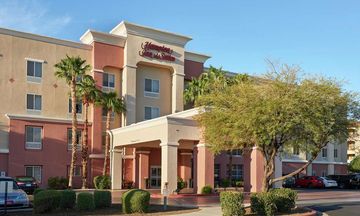 Hampton Inn & Suites Phoenix-Surprise
