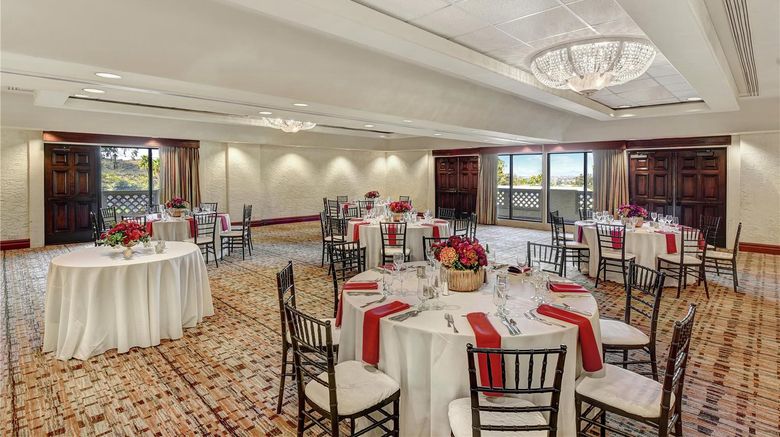 <b>Pointe Hilton Tapatio Cliffs Resort Meeting</b>. Images powered by <a href="https://iceportal.shijigroup.com/" title="IcePortal" target="_blank">IcePortal</a>.