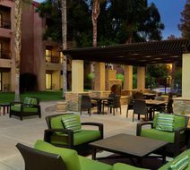 Embassy Suites Phoenix-Tempe Exterior