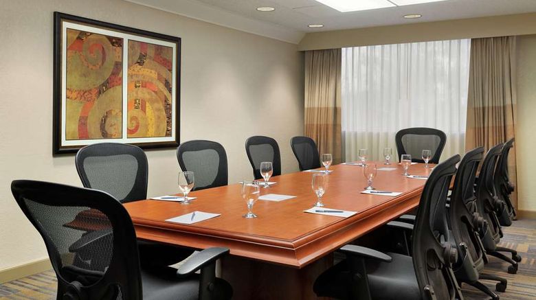 <b>Embassy Suites Phoenix-Tempe Meeting</b>. Images powered by <a href="https://iceportal.shijigroup.com/" title="IcePortal" target="_blank">IcePortal</a>.