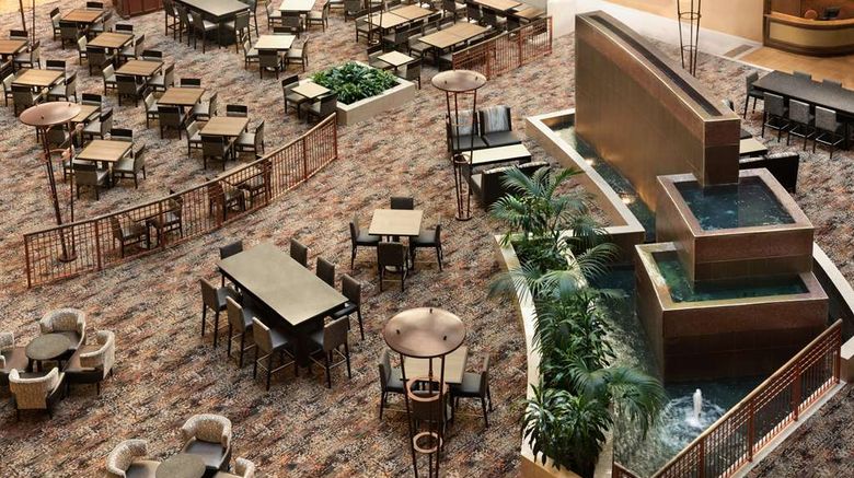 <b>Embassy Suites Lobby</b>. Images powered by <a href="https://iceportal.shijigroup.com/" title="IcePortal" target="_blank">IcePortal</a>.