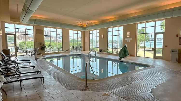 Embassy Suites Pool