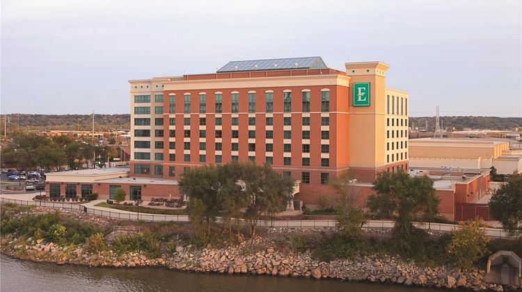 Embassy Suites Exterior